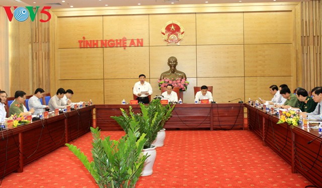 Staatspräsident Tran Dai Quang tagt mit der Leitung der Provinz Nghe An - ảnh 1